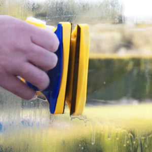 Magnetic Glass Cleaner Brush