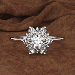 Luxury Snowflake Ring