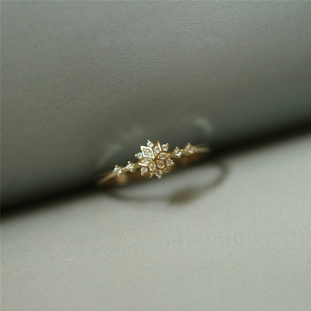 Cute Snowflake Ring